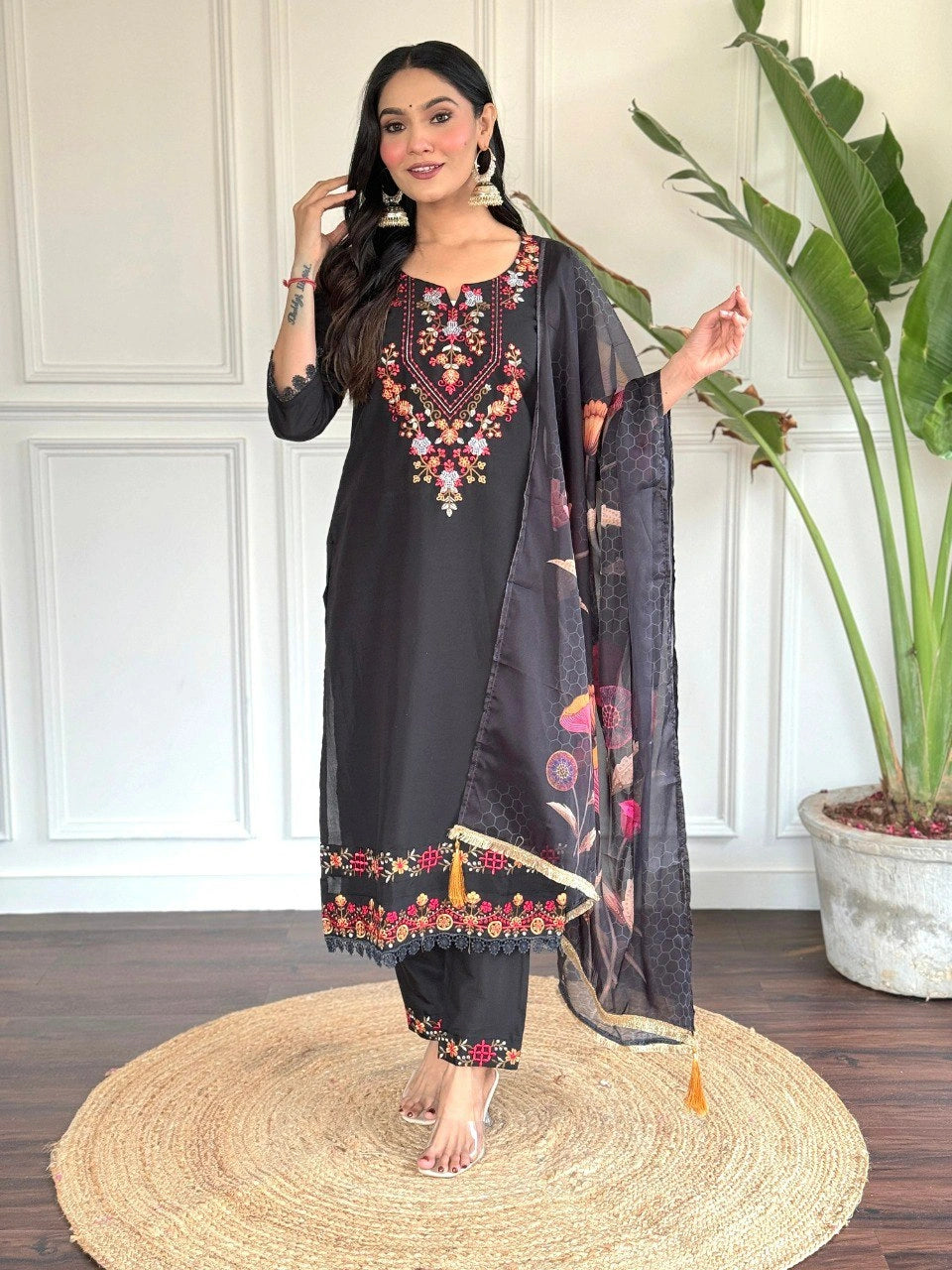 Black Viscose Chanderi Kurta Pant with Dupatta