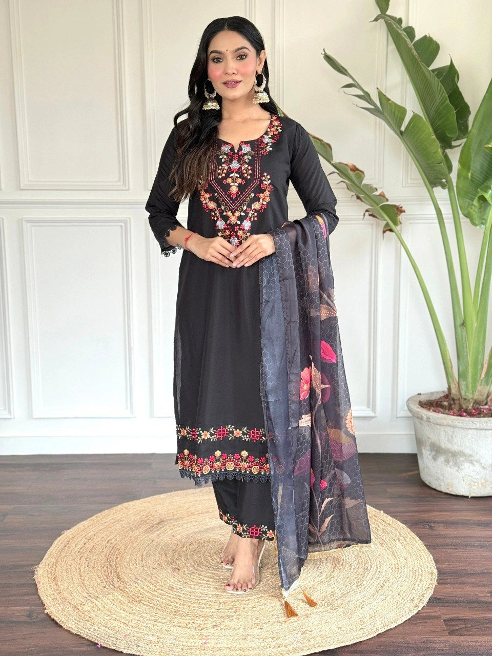 Black Viscose Chanderi Kurta Pant with Dupatta